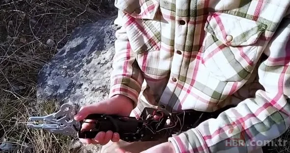 '2045'ten geldim' diyen Adam Archon yalan makinesine bağlandı... 90