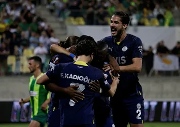 Fenerbahçe UEFA'da turladı! AEK Larnaca 1-2 Fenerbahçe (MAÇ SONUCU-ÖZET)