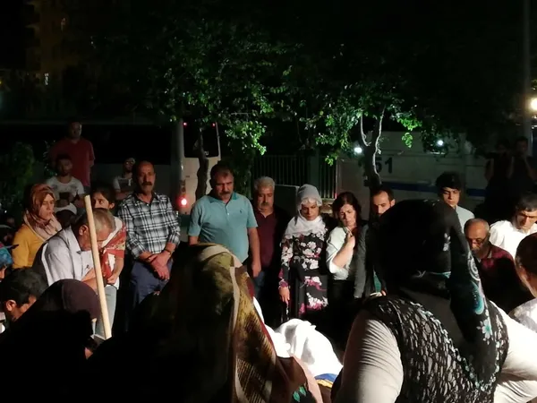 İşte CHP'nin seçim ortakları! DEM'li vekil Remziye Tosun'dan terörist leşine övgüler - 5