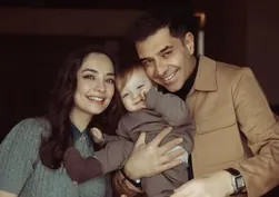 Cansel Elçin'den eğlenceli paylaşım: Oğlu Atlas ilk adımını attı