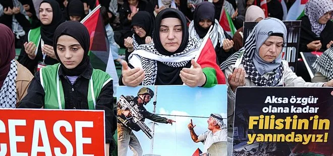 Sultanahmet Meydanı’nda Filistin için oturma eyleminde ikinci gün!