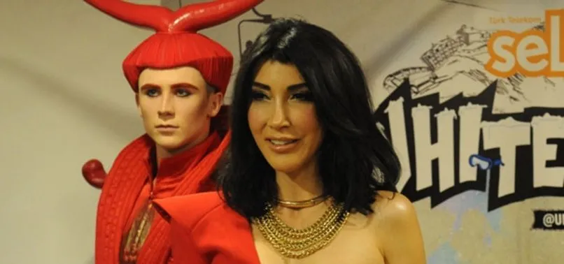 HANDE YENER: İKİNCİ BAHARIMI YAŞIYORUM