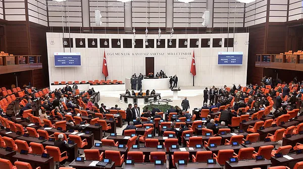 Son dakika | İnternet haberciliğinde yeni dönem! 14 madde değişti! Kimlere basın kartı verilecek?