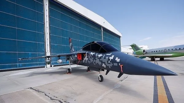 Yerli ve milli imkanlarla geliştirildi! Türkiye’nin ilk jet motorlu eğitim ve hafif taarruz uçağı HÜRJET ilk uçuşunu gerçekleştirdi