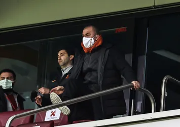 Galatasaray kan kaybediyor! Aslan lidersiz kaldı