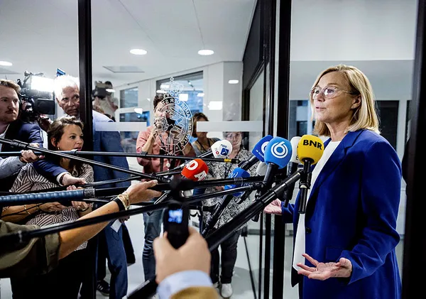 Hollanda Dışişleri Bakanı Sigrid Kaag istifa etti - 3