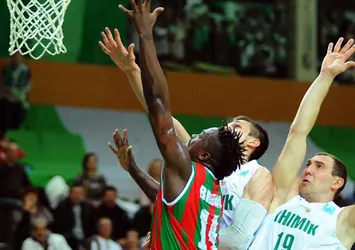 Pınar Karşıyaka, Khimik'i ezdi geçti