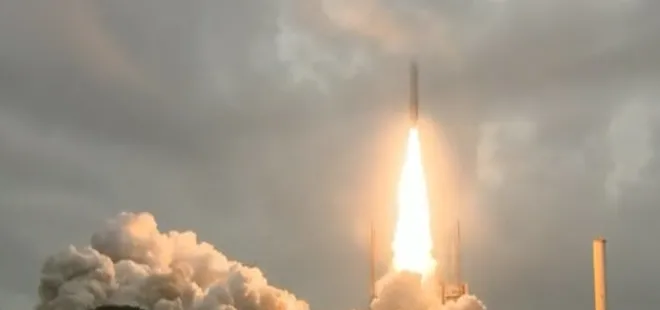 James Webb Uzay Teleskobu uzaya gönderildi