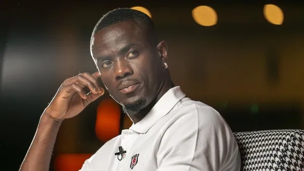 Beşiktaş’ta ortalık karıştı! Futbolcular arasında kavga: Yakasına yapıştı! Yılmaz’dan sert açıklama: Yaptırmam...