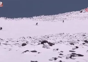 Ağrı Dağı dünyanın dört bir yanından misafirlerini ağırlıyor