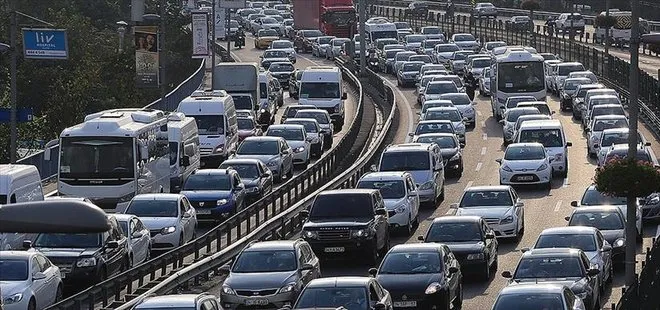 İstanbul’da toplu taşıma araçlarının yaş sınırları yükseltildi