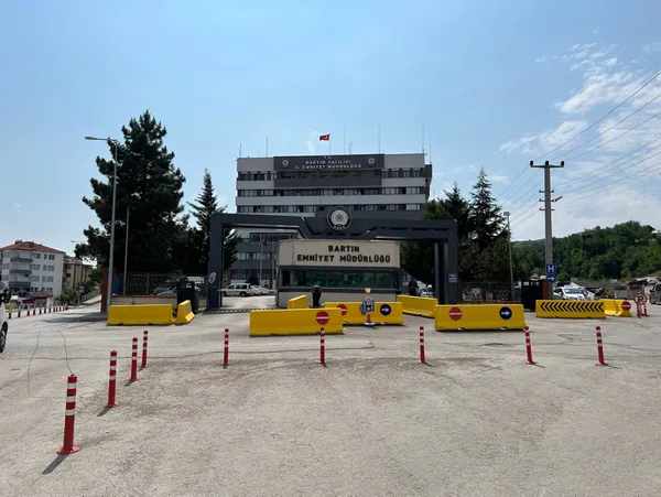 1654752030306.jpg FETÖ'nün gıda deposu ortaya çıkarıldı - 2