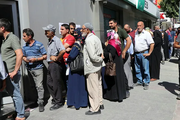 Sosyal konutlara dair her şey! Bu haberi okumadan başvuru yapmayın! Sosyal konutların tamamlanacağı tarih belli oldu! Sözleşme detayı...