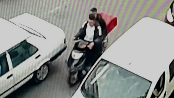 Erdoğan’ın posterlerinin bulunduğu araca saldırıda flaş gelişme - 1