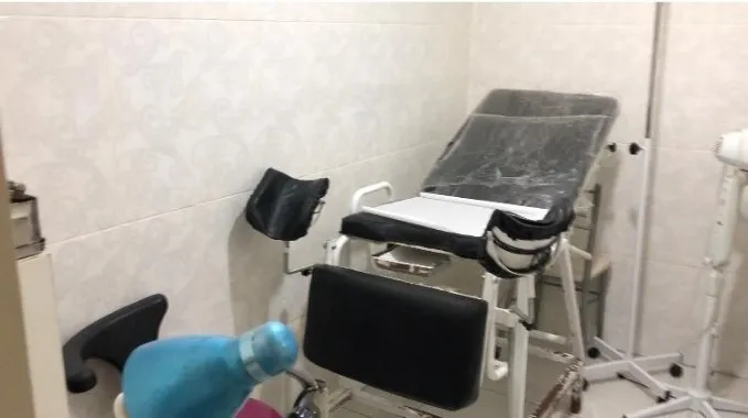 Adana'da gizli bölmeli kaçak hastanenin ardından bu kez de kaçak tıp merkezi ortaya çıkartıldı - 3