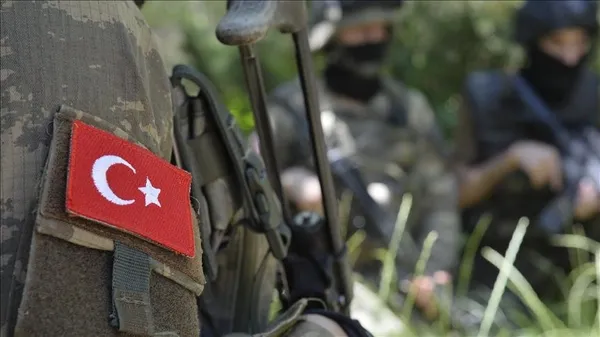 pence-kilitte-bir-askerimiz-sehit-oldu-milli-savunma-bakanligi-aci-haberi-duyurdu-1660079640051.jpg Pençe-Kilit'te bir askerimiz şehit oldu: Milli Savunma Bakanlığı acı haberi duyurdu - 2