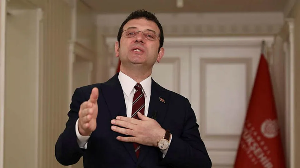 Ekrem İmamoğlu CHP'yi karıştırdı! Tepkiler çığ gibi büyüyor: İmamoğlu’yla poz verdin mi? Tamamdır