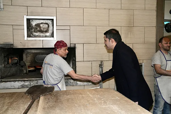 murat-kurumdan-ekrem-imamogluna-kentsel-donusum-dersi-gel-yanima-staj-yap-ogretiriz-1708699017435.jpg Murat Kurum'dan Ekrem İmamoğlu'na kentsel dönüşüm dersi: Gel yanıma staj yap öğretiriz - 6