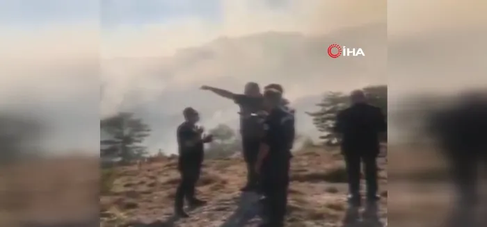 Son dakika: Ankara Valiliğinden Çubuk'taki orman yangına ilişkin açıklama: Kontrol altına alındı - 1