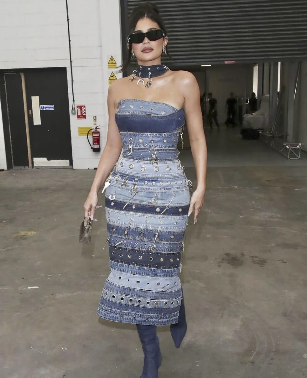 kylie-jennera-eski-calisanindan-agir-suclamalar-iddialar-gundemi-sarsacak-turden-1777717555991.jpg Kylie Jenner’a eski çalışanından ağır suçlamalar! İddialar gündemi sarsacak türden - 2