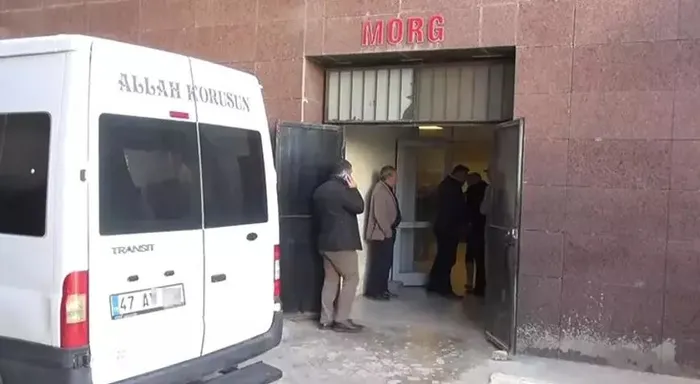 nusaybinde-muhtarlik-kavgasinda-kan-akti-olu-ve-yaralilar-var-1711984841415.jpeg Muhtarlık kavgasında kan aktı: Ölü ve yaralılar var - 3