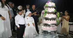 Hatay’da akondroplazili çift 21 yıl sonra evlenme hayalini gerçekleştirdi