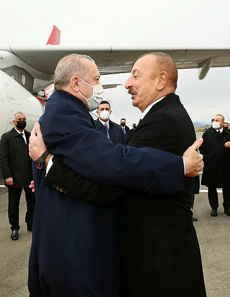 Başkan Erdoğan Azerbaycan’da Fuzuli’yi dünyaya açtı! Başkan Erdoğan Fuzuli Havalimanı’na inen ilk devlet başkanı oldu