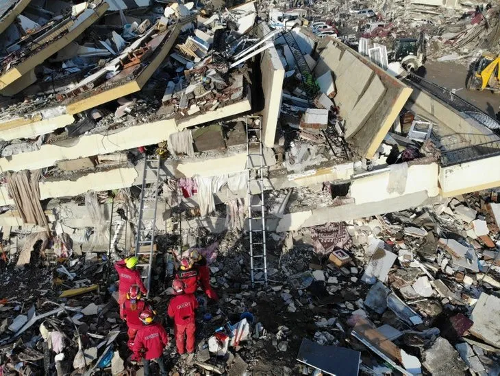 A Haber drone kamerasından DEPREM bölgesi! Facianın boyutunu gözler önüne seren dehşet verici görüntüler