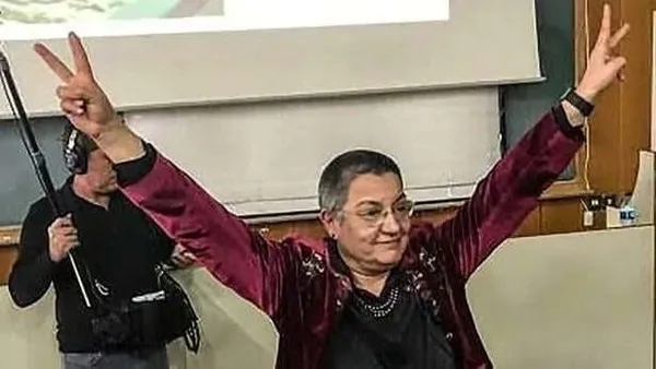 CHP'den terör destekçisine Sevgi Barış ve Dostluk ödülü! Tarihe geçen kara bir leke - 3