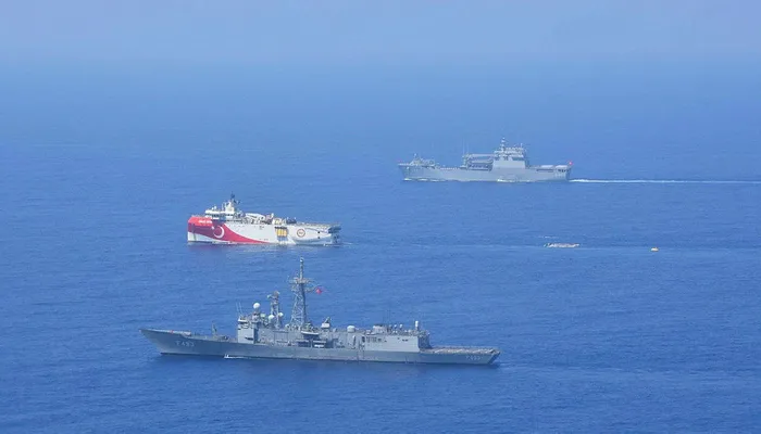 TCG Sancaktar, TCG Büyükada ve TCG Umut İzmir'de ziyarete açılacak - 1