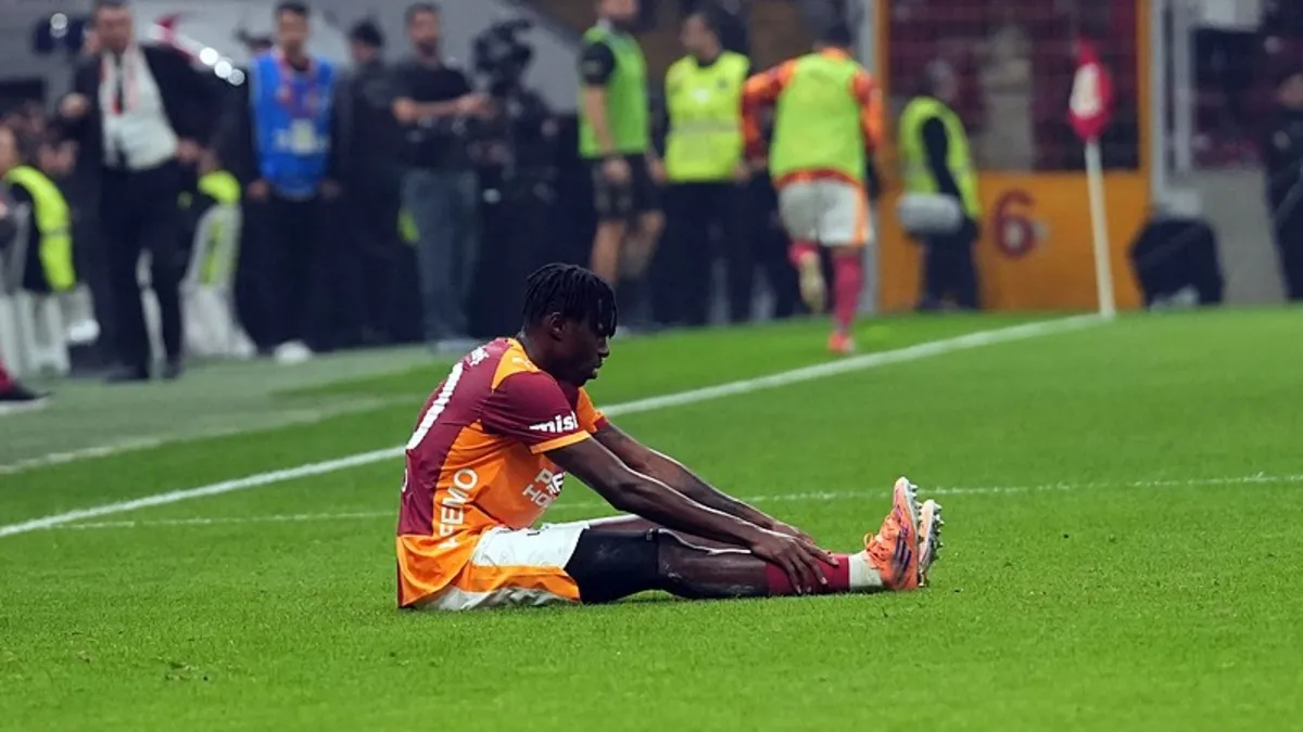 Derbi öncesi Galatasaray'ı yıkan haber: Singo'da zorlanma ve kanama tespit edildi