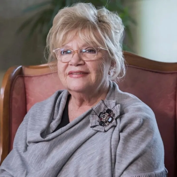 Nevra Serezli'den Hande Erçel'e tam destek: "Amerikan yıldızlarından farkı yok"