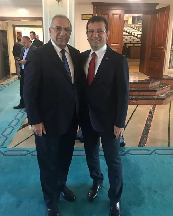 Ekrem İmamoğlu’nun Yenikapı’ya çektiği araç kendi vekili Hüseyin Aksu'nun çıktı - 3