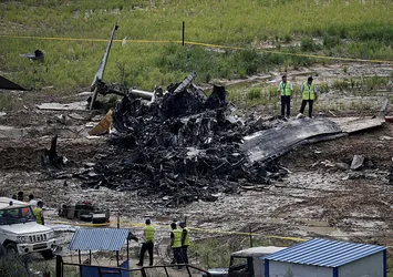 Nepal'de yolcu uçağı kalkıştan kısa süre sonra düştü: 18 ölü, 1 yaralı