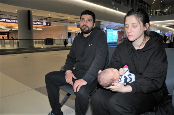 1646292993578.jpg Savaştan 3 saat önce doğan Türk bebek İstanbul'da! Devletimizden Allah razı olsun - 2