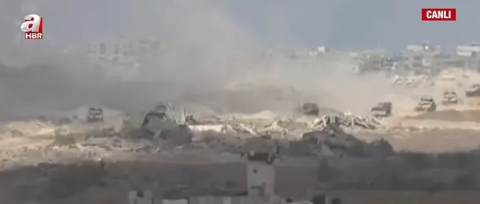 İsrail tanklarının çekilme anları A Haber canlı yayınında