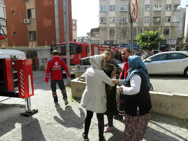 Ataşehir'de yangın paniği - 2