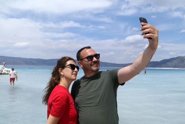 Salda Gölü'ne ziyaretçi akını! - 3