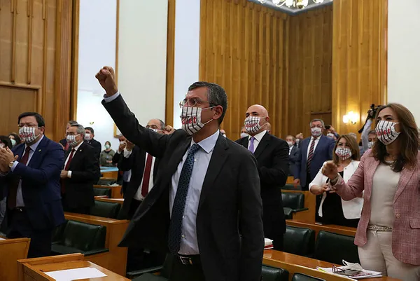 Özgür Özel’den "39 vekil" çelişkisi! Kılıçdaroğlu ve koalisyonu sattı: İtiraz ettim… - 3