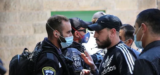 Son dakika: İsrail güçleri Mescid-i Aksa’da 5 kişiyi gözaltına aldı
