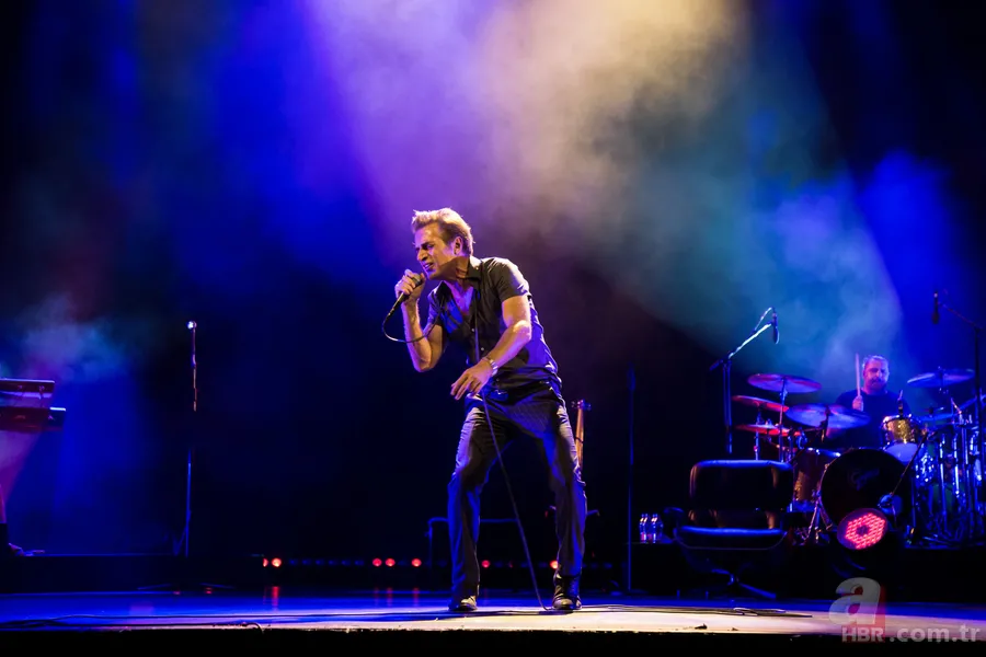 Teoman’dan gündem olan gelir açıklaması: “Çok kazanan insanlar değiliz” 1