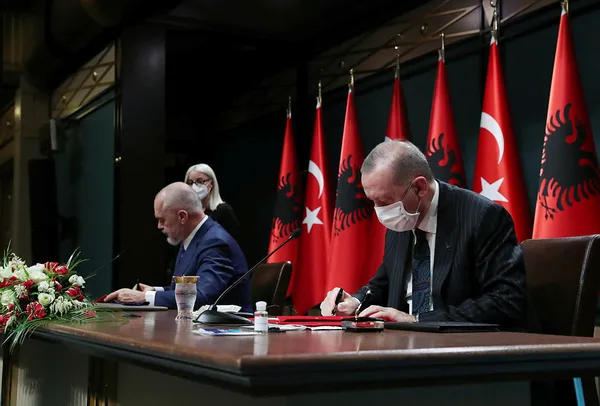 Son dakika: Başkan Erdoğan ve Arnavutluk Başbakanı Edi Rama'dan flaş açıklamalar - 6