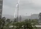 Üniversite kampüsüne yıldırım düştü