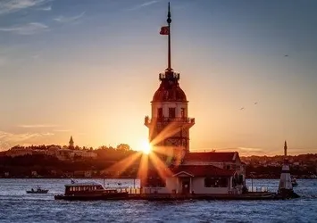 Meteoroloji'den hastalara sıcaklık uyarısı! A Haber muhabiri Erdal Kuruçay detayları canlı yayında anlattı