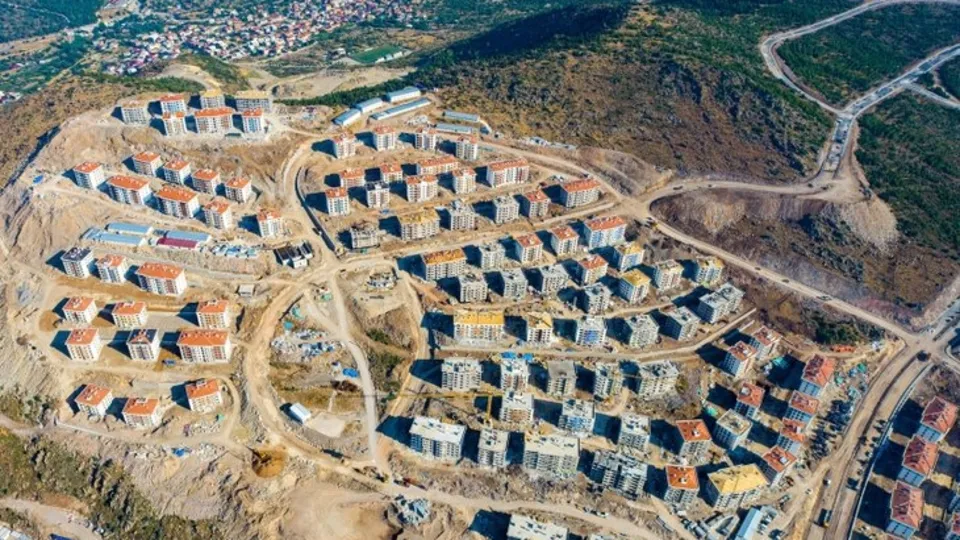 TOKİ'den 100.000 konut müjdesi! Açıklama geldi, tarih belli oldu! TOKİ 100 bin konut hangi illere yapılacak? Başvurular ise...
