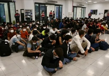 2023 yılında kaç düzensiz göçmen sınır dışı edildi? Göç İdaresi Başkanlığı ülke ülke duyurdu