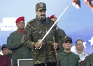 Venezuelada gövde gösterisi! Maduro kılıcıyla sokaklara indi
