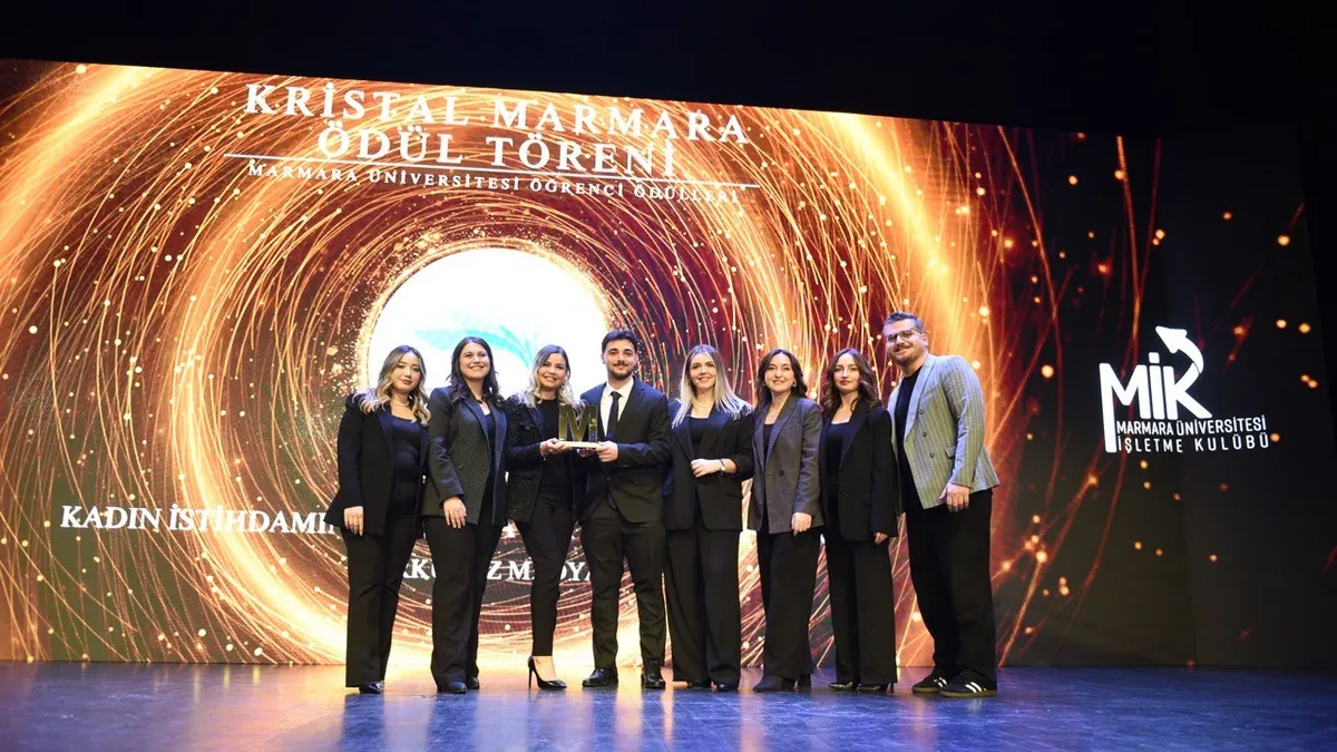 Turkuvaz Medya Grubu ve İdefix Kristal Marmara Ödülleri’nde çifte başarıya imza attı