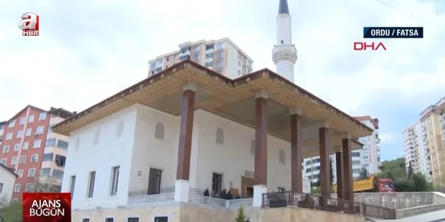 gonullu-muezzin-ezani-5-dakika-erken-okudu-vatandas-orucu-acti-uyari-anonsu-ise-yaramadi-1680504543416.jpg Gönüllü müezzin ezanı 5 dakika erken okudu vatandaş orucu açtı! Uyarı anonsu işe yaramadı - 4