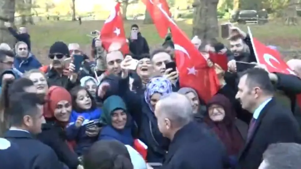 Başkan Erdoğan’a Londra’da sevgi seli